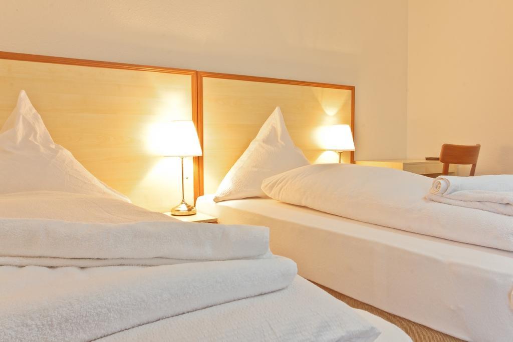Hotel Ganita Weil Am Rhein Quarto foto