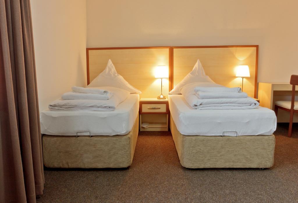 Hotel Ganita Weil Am Rhein Quarto foto