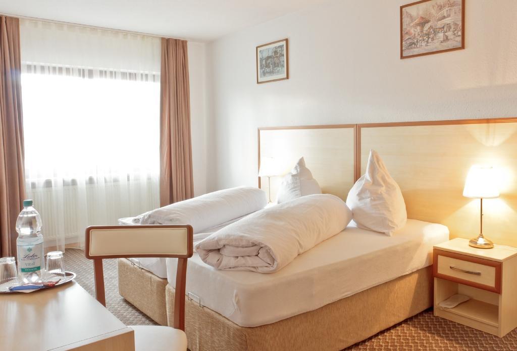 Hotel Ganita Weil Am Rhein Quarto foto